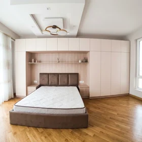 In Baku 70.0 m² apartment is for rent - Image 4
