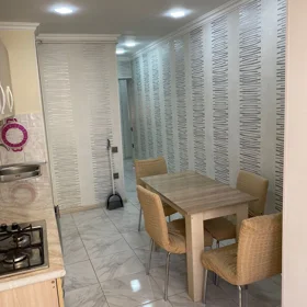 In Baku 65.0 m² apartment is for sale - Image 4