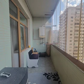 In Baku 90.0 m² apartment is for sale - Image 10