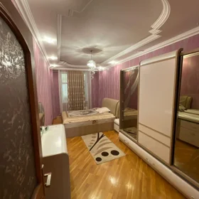 In Baku 130.0 m² apartment is for sale - Image 5