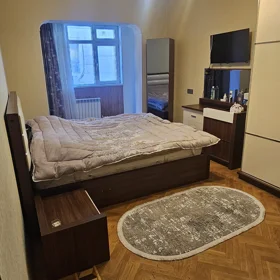 In Baku 110.0 m² apartment is for rent - Image 4