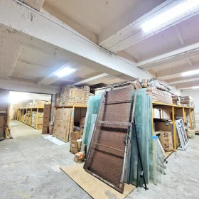 In Baku 380.0 m² commercial is for rent - Image 3