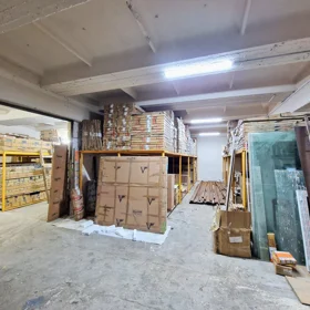 In Baku 380.0 m² commercial is for rent - Image 7