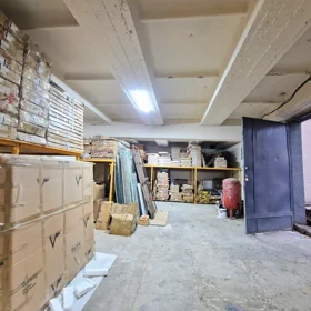 In Baku 380.0 m² commercial is for rent - Image 8