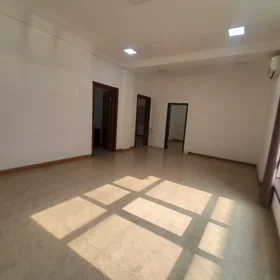 In Baku 110.0 m² commercial is for rent - Image 9