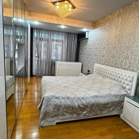 In Xətai rayonu 180.0 m² apartment is for rent - Image 5