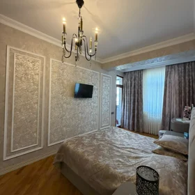 In Baku 152.0 m² apartment is for sale - Image 2