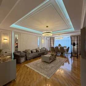 In Baku 152.0 m² apartment is for sale - Image 7