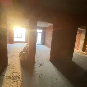 In Baku nan m² apartment is for sale - Image 3