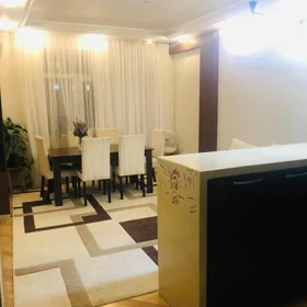 In Baku 80.0 m² apartment is for rent - Image 3