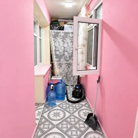 In Baku 90.0 m² apartment is for sale - Image 9