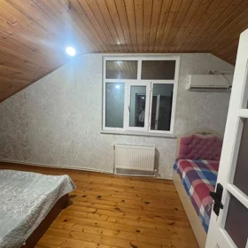 In nan 185.0 m² house with 4.0 rooms is for sale - Image 2