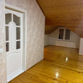 In nan 185.0 m² house with 4.0 rooms is for sale - Image 4