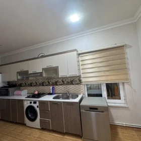 In nan 185.0 m² house with 4.0 rooms is for sale - Image 5