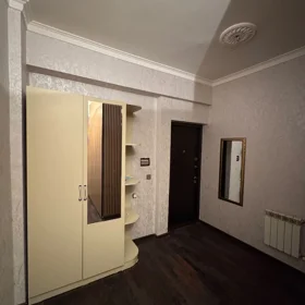 In Binəqədi rayonu 72.0 m² apartment is for sale - Image 2