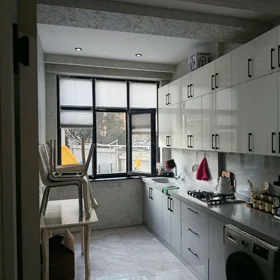 In Baku 77.0 m² apartment is for sale - Image 2