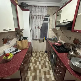 In Baku 70.0 m² apartment is for rent - Image 5