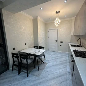 In Baku 110.0 m² apartment is for rent - Image 5