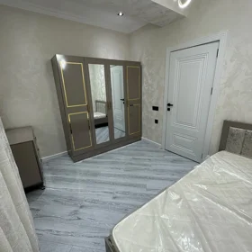 In Baku 110.0 m² apartment is for rent - Image 9