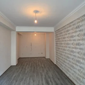In Baku 77.0 m² apartment is for sale - Image 4