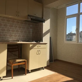 In Baku 60.0 m² apartment is for rent - Image 4