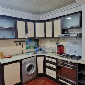 In Baku 90.0 m² apartment is for rent - Image 2