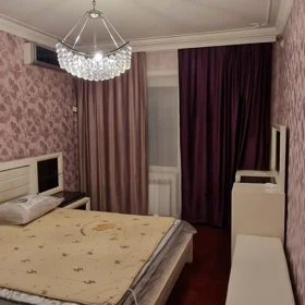 In Baku 90.0 m² apartment is for rent - Image 8