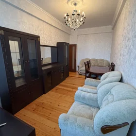 In Baku 90.0 m² apartment is for sale - Image 3