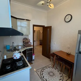 In Baku 90.0 m² apartment is for sale - Image 9
