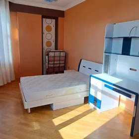 In Baku 110.0 m² apartment is for rent - Image 8