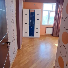 In Baku 110.0 m² apartment is for rent - Image 10