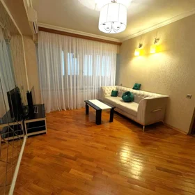 In Səbail rayonu 70.0 m² apartment is for rent - Image 3