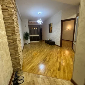 In Baku 60.0 m² apartment is for sale - Image 2