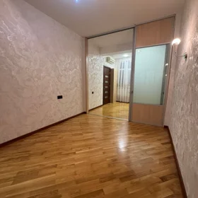 In Baku 60.0 m² apartment is for sale - Image 10