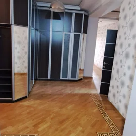 In Baku 120.0 m² apartment is for rent - Image 8
