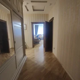 In Baku 90.0 m² apartment is for sale - Image 6