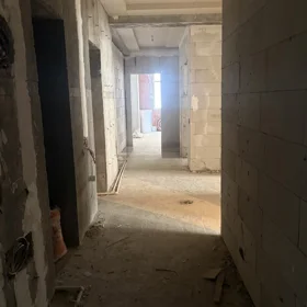 In Baku 133.0 m² apartment is for sale - Image 4