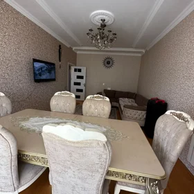In Sabunçu rayonu 140.0 m² house with 5.0 rooms is for sale - Image 2