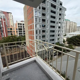 In Baku 83.0 m² apartment is for sale - Image 2