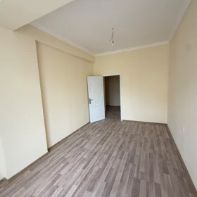 In Baku 83.0 m² apartment is for sale - Image 9