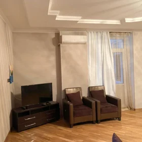 In Baku 95.0 m² apartment is for rent - Image 2