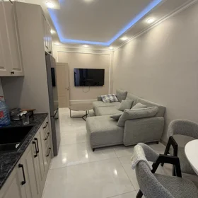 In Baku 70.0 m² apartment is for rent - Image 4