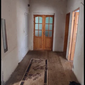 In Sumgayit 82.0 m² house with 3.0 rooms is for sale - Image 5