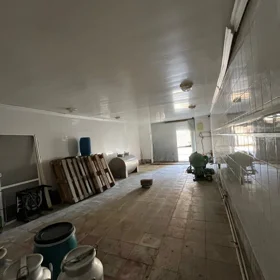 In Səbail rayonu 190.0 m² commercial is for rent - Image 3