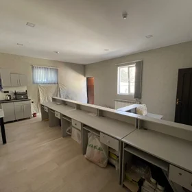 In Səbail rayonu 190.0 m² commercial is for rent - Image 7