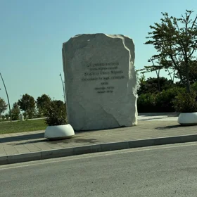 In Baku 110.0 m² apartment is for rent - Image 3