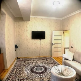 In Baku 80.0 m² apartment is for rent - Image 2