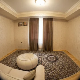 In Baku 80.0 m² apartment is for rent - Image 3