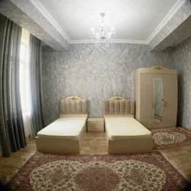 In Baku 80.0 m² apartment is for rent - Image 4