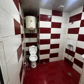 In Khirdalan 58.0 m² apartment is for rent - Image 7